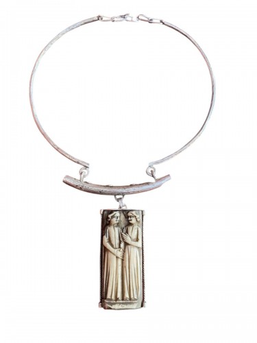 Ambriachi wedding necklace