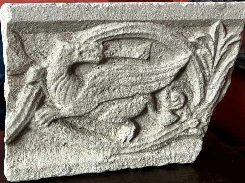 11th to 15th century - Griffin frieze, Romanesque art