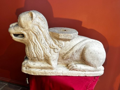 Lion stylophore - Italie XIVe siècle - Sculpture Style Moyen Âge