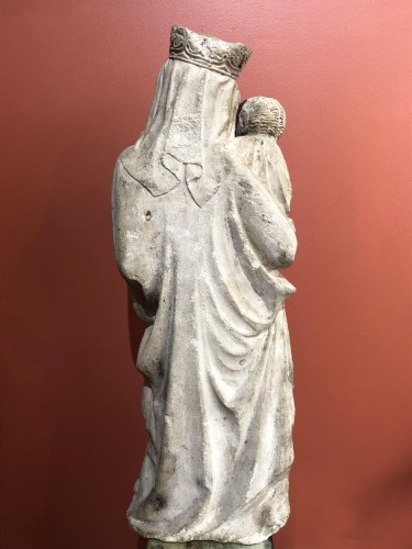 Art sacré, objets religieux  - Vierge à l'enfant, époque Gothique - Travail Lorrain milieu du XIVe siècle