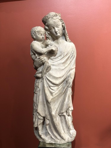 Antiquités - Vierge à l'enfant, époque Gothique - Travail Lorrain milieu du XIVe siècle