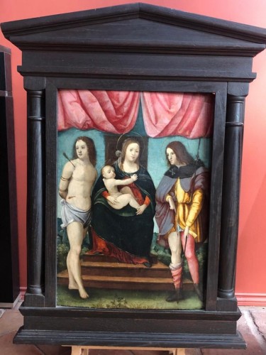 The Virgin and Child, Saint Roch et Saint Sebastian - Ferrara School, Italy 1st half of 16th century - Paintings & Drawings Style 
