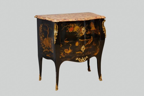 A French black lacquer commode stamped Genty - Furniture Style Louis XV