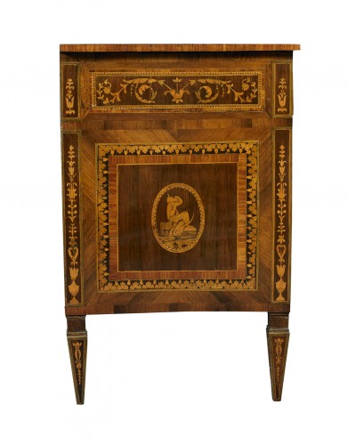 Mobilier Commode - Commode lombarde du 18e siècle