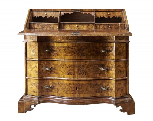 Walnut Louis XV Emilian Bureau - Furniture Style Louis XV