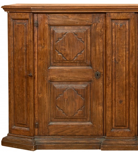 Furniture  - Mantua Walnut Sideboard 17th century