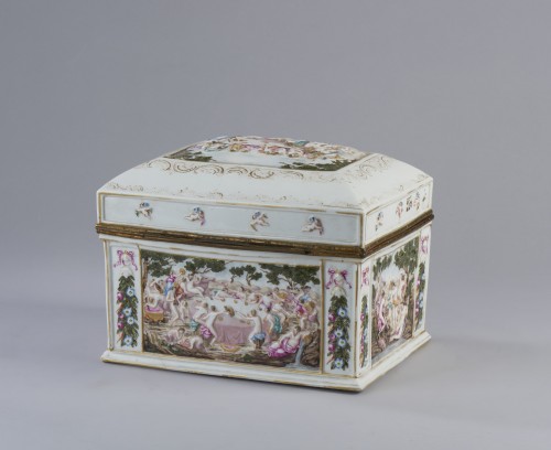 Coffret à bijoux Capodimonte début 19e siècle - Céramiques, Porcelaines Style Empire