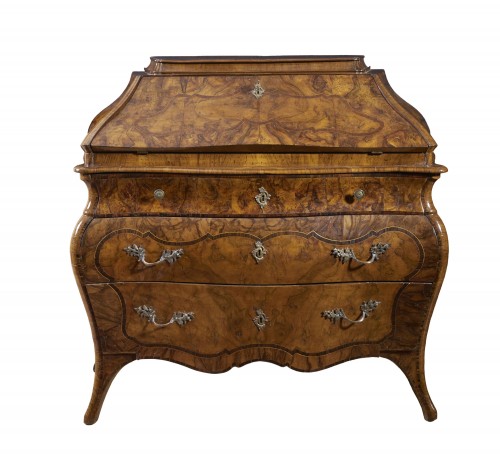 Curved Bureau Lombardy 18th Century