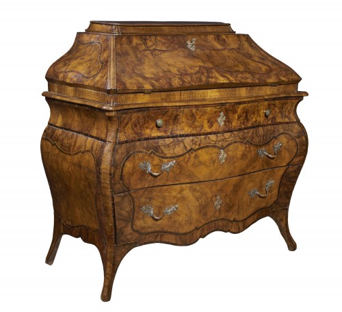 18th century - Curved Bureau Lombardy 18th Century