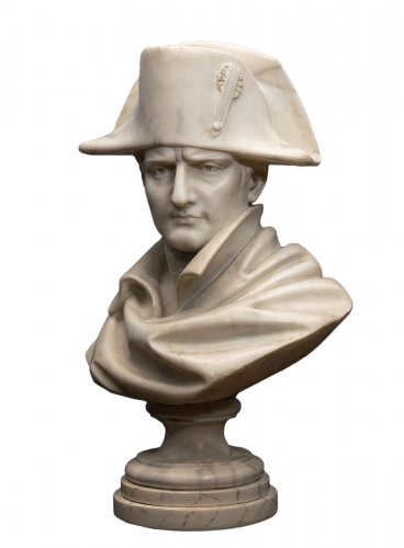 A white marble bust of Napoleon Bonaparte