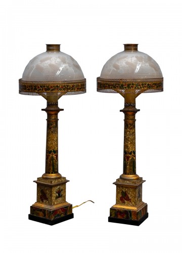 Paire de lampes à huile Empire en tôle peinte et polychrome