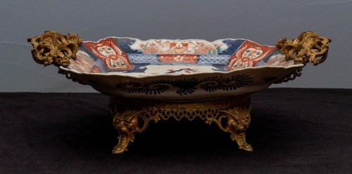 Plat en porcelaine japonaise Imari de la période Meiji du XIXe siècle - Arts d