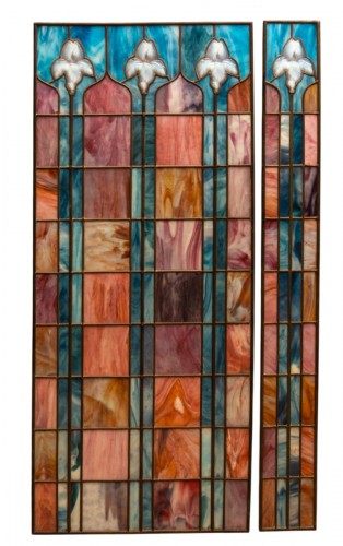 Deux vitraux Art nouveau en verre plaqué et émaillé