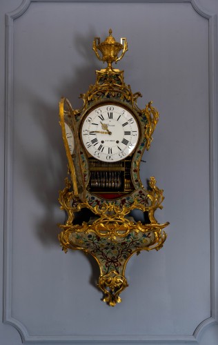 Grand cartel Louis XV tardif avec mouvement musical - Horlogerie Style Louis XV