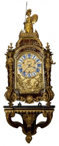 Pendule cartel Boulle en bronze doré d'époque Louis XIV, avec sa console