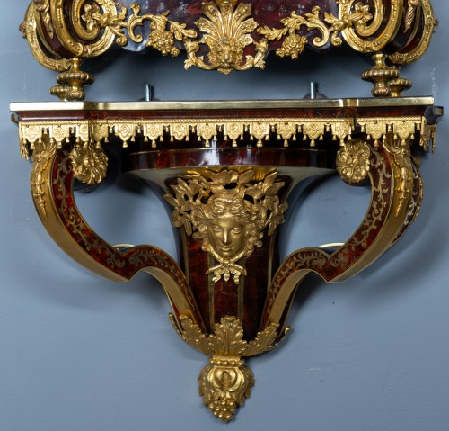 A Louis XIV Gilt-Bronze Cartel Clock in Boulle Marquetry, with its Bracket - Horology Style Louis XIV