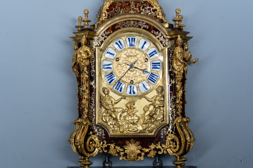 Horology  - A Louis XIV Gilt-Bronze Cartel Clock in Boulle Marquetry, with its Bracket