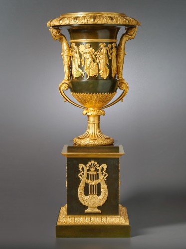 An Empire vase attributed to Pierre-Philippe Thomire - Decorative Objects Style Empire