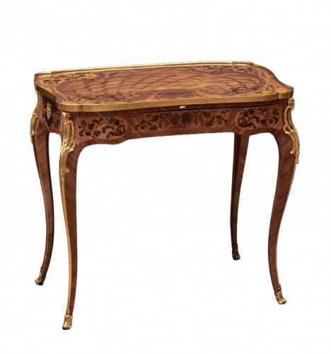 A Louis XV gilt bronze mounted parquetry kingwood à ecrire