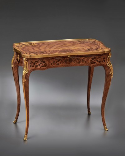 Furniture  - A Louis XV gilt bronze mounted parquetry kingwood à ecrire