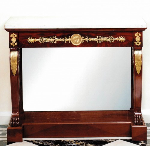 An Empire console by Jacob-Desmalter et Cie - Furniture Style Empire