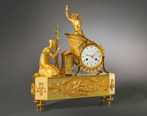 Pendule de cheminée Charles X en bronze doré par Joseph Guillet - Horlogerie Style Restauration - Charles X