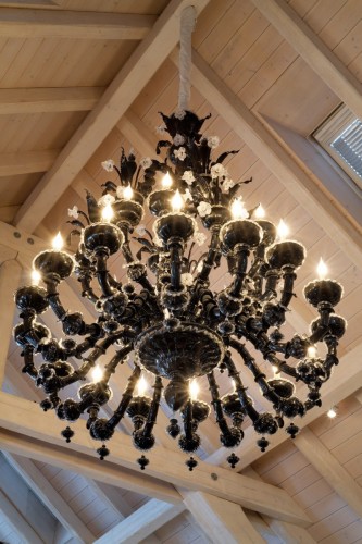 A black Murano glass chandelier with 36 lights - Lighting Style 