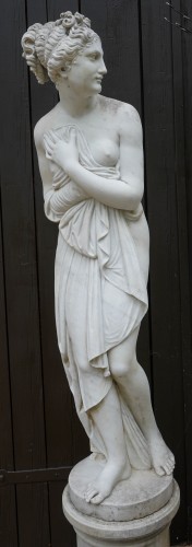 An Italian white marble figure of Venus Italica - Sculpture Style 