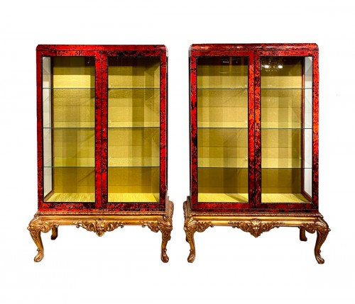 Pair of Tortoiseshell Display Cases - Maison Franck