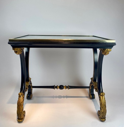 XIXe siècle - Table italienne avec plateau en marbre et Pietra Dura