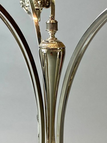 XIXe siècle - Paire de candélabres austro-hongrois en argent de style Biedermeier