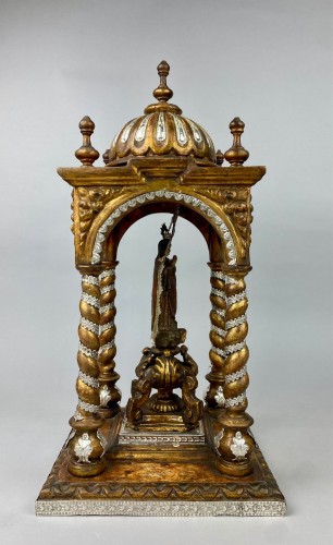 Tabernacle du début du XVIIIe siècle en bois et argent massif - 