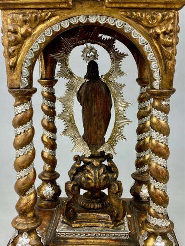 Antiquités - Tabernacle du début du XVIIIe siècle en bois et argent massif