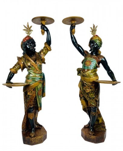 Importante paire de Nubiens en bois sculpté, travail Vénitien du XIXe siècle