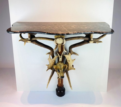 Console en bois de cerf, travail de Forêt-Noire du 19e siècle avec - Mobilier Style 