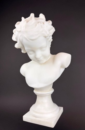 Sculpture  - Marble bust by Guglielmo Pugi (1850-1915) 