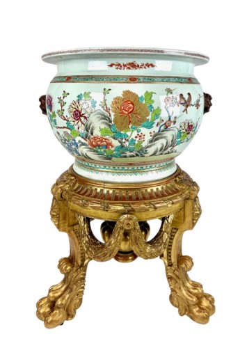 Bocal à poissons/jardinière Samson Paris du XIXe siècle sur piédestal en bois doré