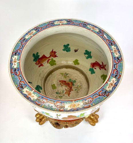 XIXe siècle - Bocal à poissons/jardinière Samson Paris du XIXe siècle sur piédestal en bois doré