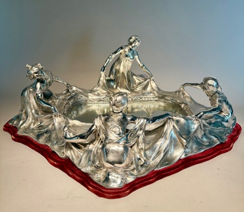 Antiquités - Art Nouveau Silver-plated Bronze Centerpiece