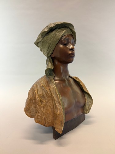 Buste en terre cuite d'un jeune Nubien, Goldscheider - Robin Kowalski Antiques