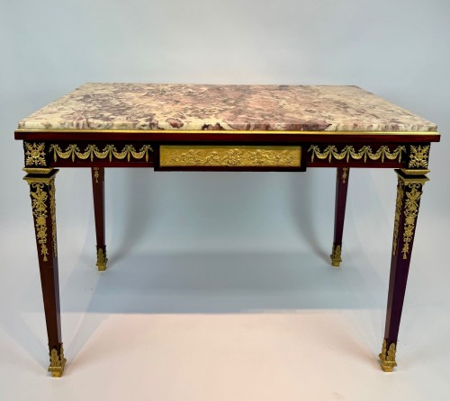 Napoléon III Gilt-Bronze Mounted Mahogany writing table - Napoléon III