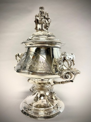 19th century - Solid Silver Centerpiece – Van Kempen &amp; Zonen