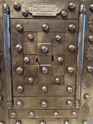 Antiquités - Coffre fort par Sauve & Magaud Marseille