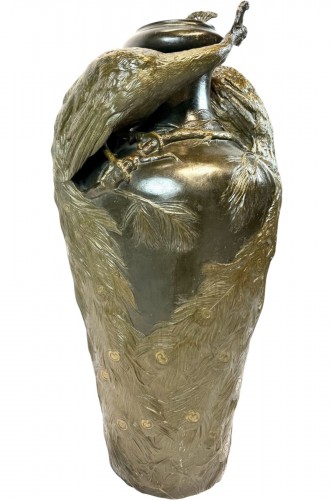 Monumental vase Art nouveau en bronze