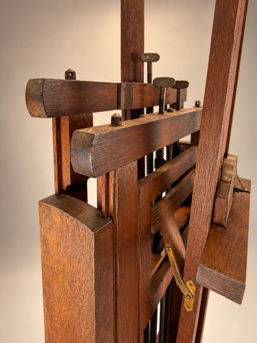 Antiquités - Grand chevalet d’atelier d’artiste en chêne