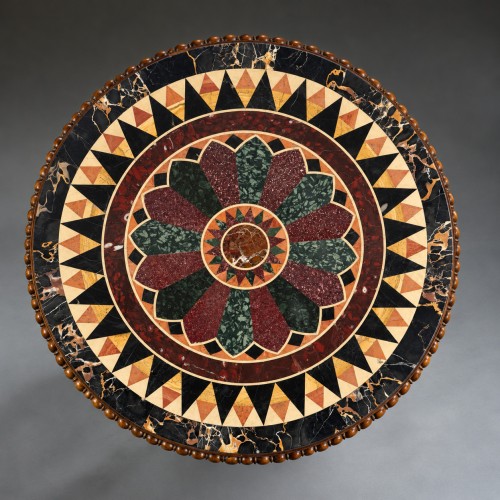 19th century - A Fine "Grand Tour" Walnut Centre Table with Specimen Marble Top