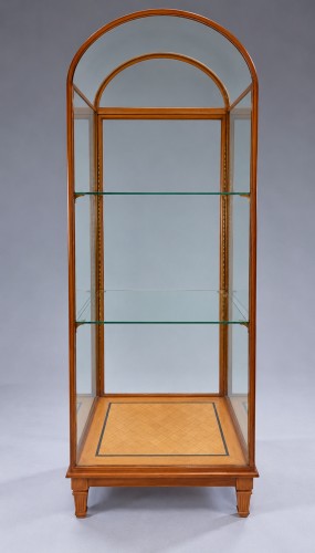 Mahogany Display Cabinet, England Circa 1900 - Art nouveau