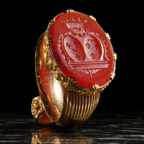 The personal seal of the mother of King Louis-Philippe, Carnelian and gold - Antique Jewellery Style Louis-Philippe