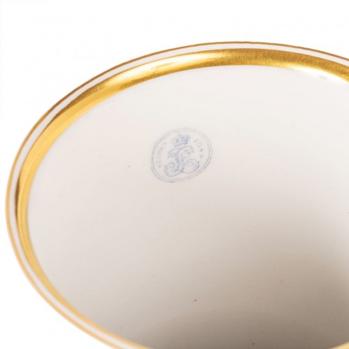 Céramiques, Porcelaines  - Paire de vases en porcelaine de Sèvres aux Vues des Châteaux de Randan et de Maulmont