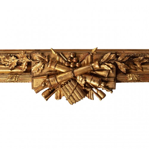 Objet de décoration  - Cadre en bois doré aux armes du Grand Condé